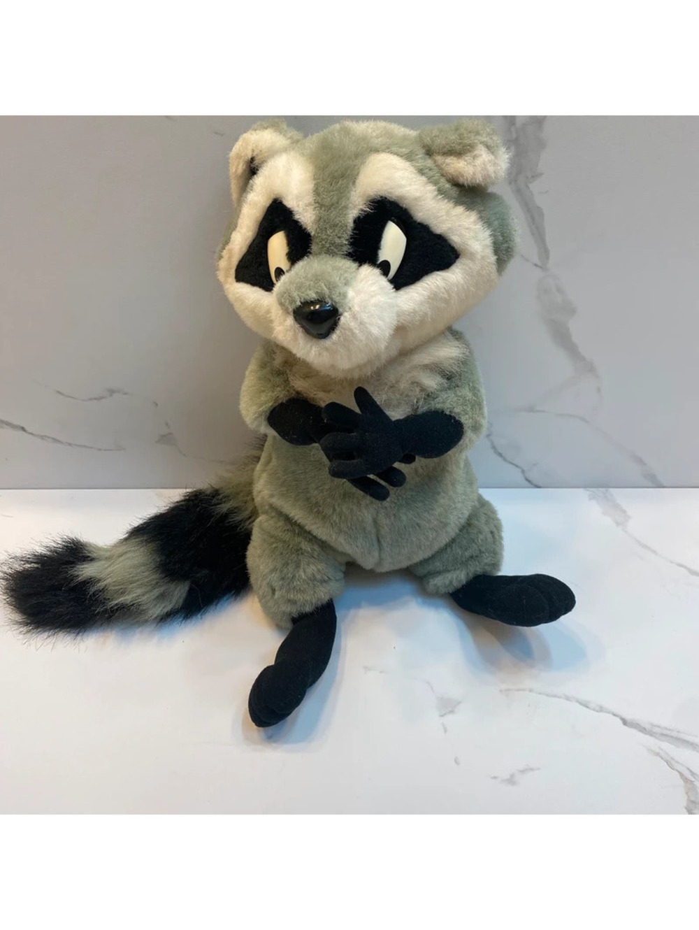 Vintage 1995 Mattel Disney Pocahontas "Gigglin' Meeko"